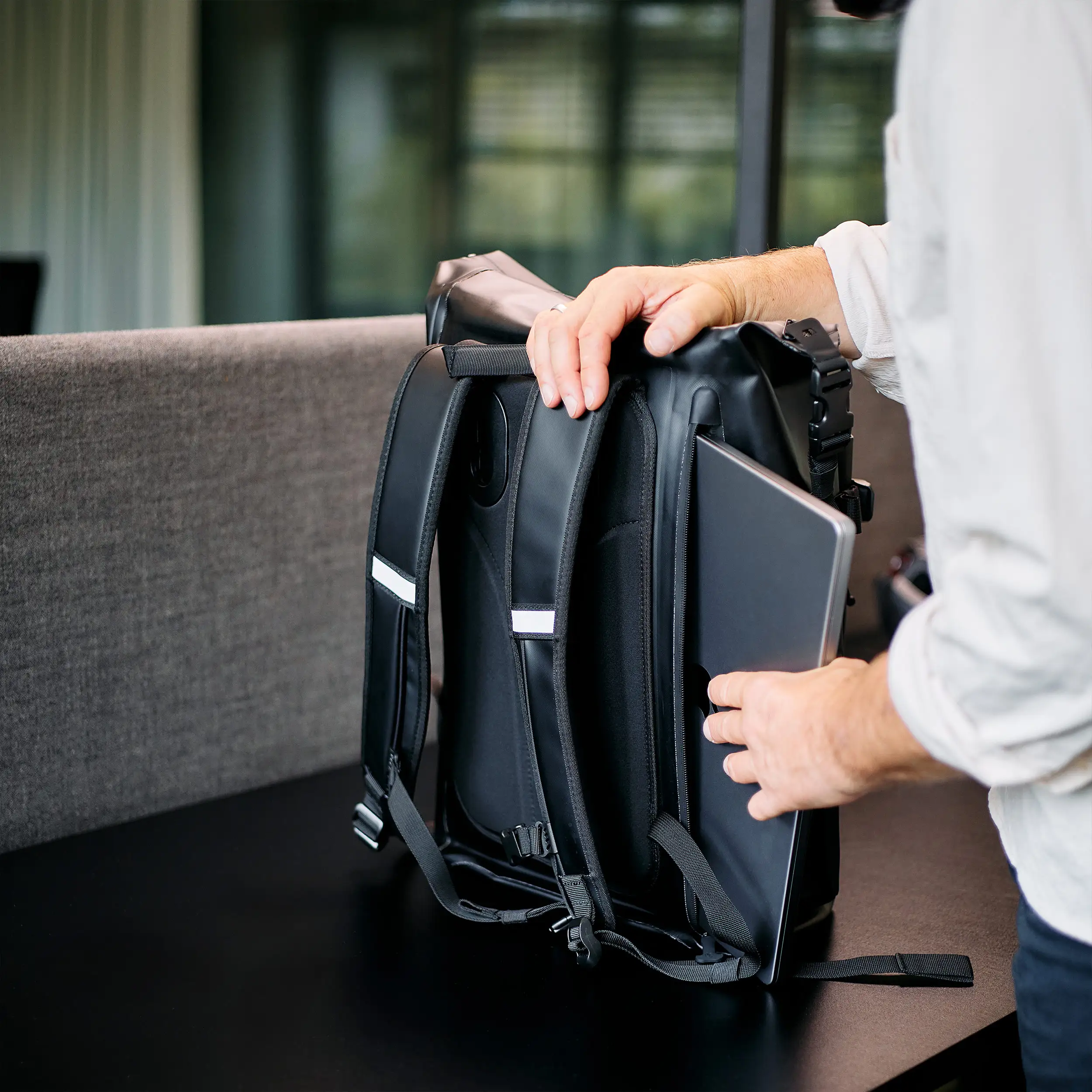 Rucksack Zürich 24L für den Alltag & Büro - Ink