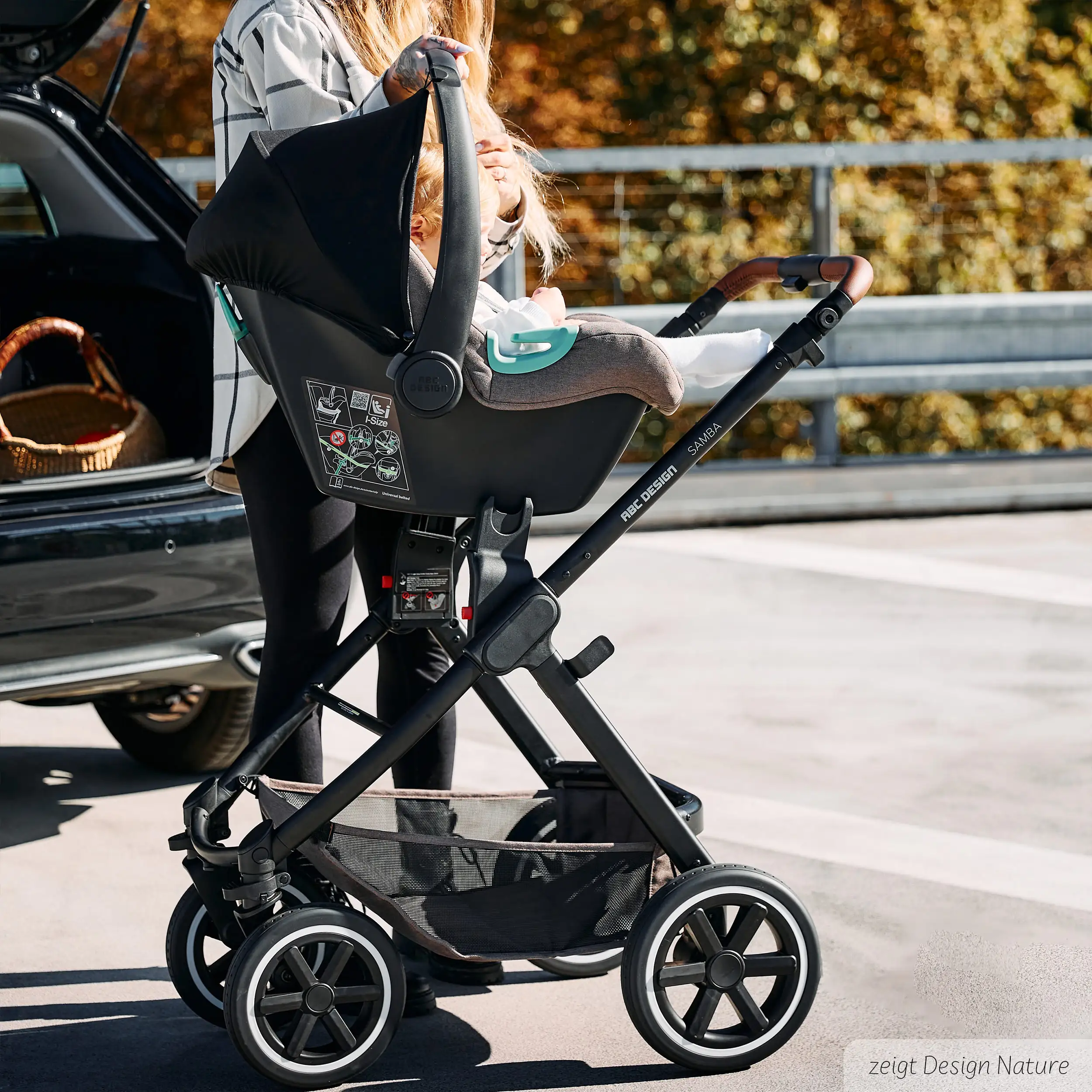 Babyschale Tulip i-Size - Black