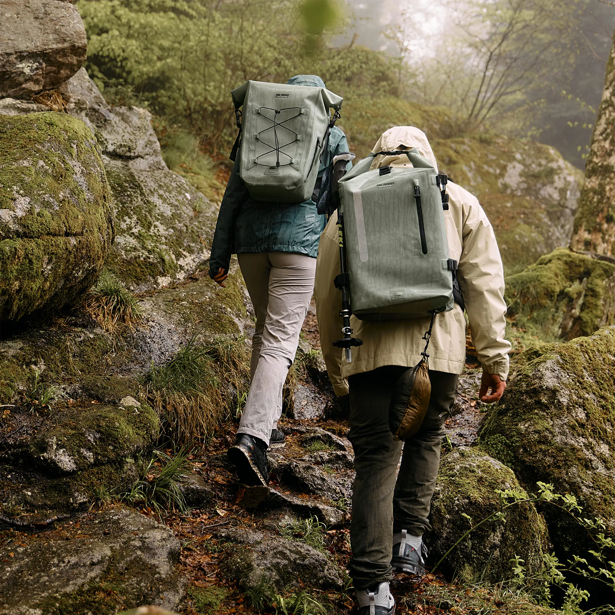 Outdoor-Rucksack Solothurn 22L für Alltag & Abenteuer - Pine