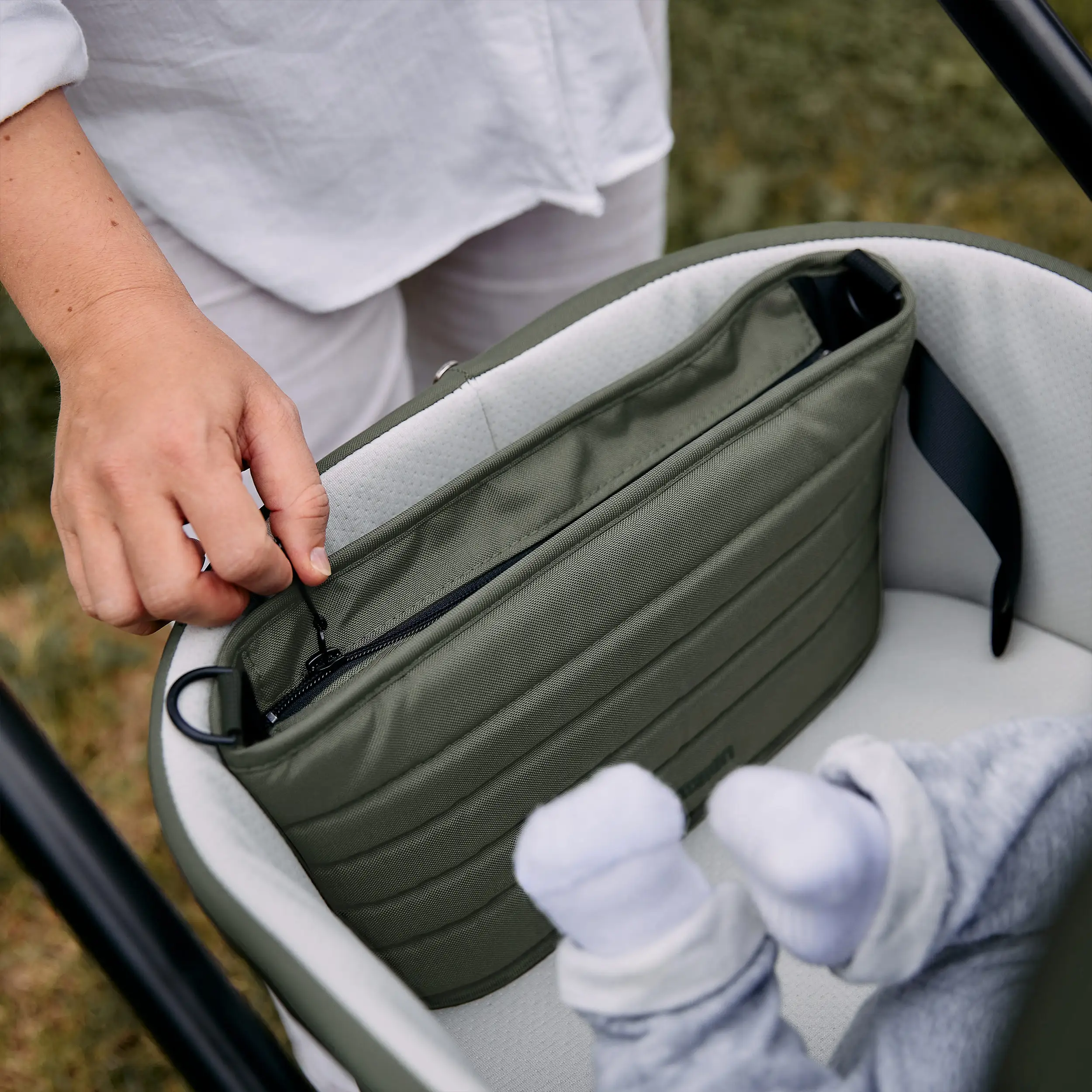 Kombi-Kinderwagen Salsa 5 Air inkl. Winterfußsack & Wickeltasche - Avocado