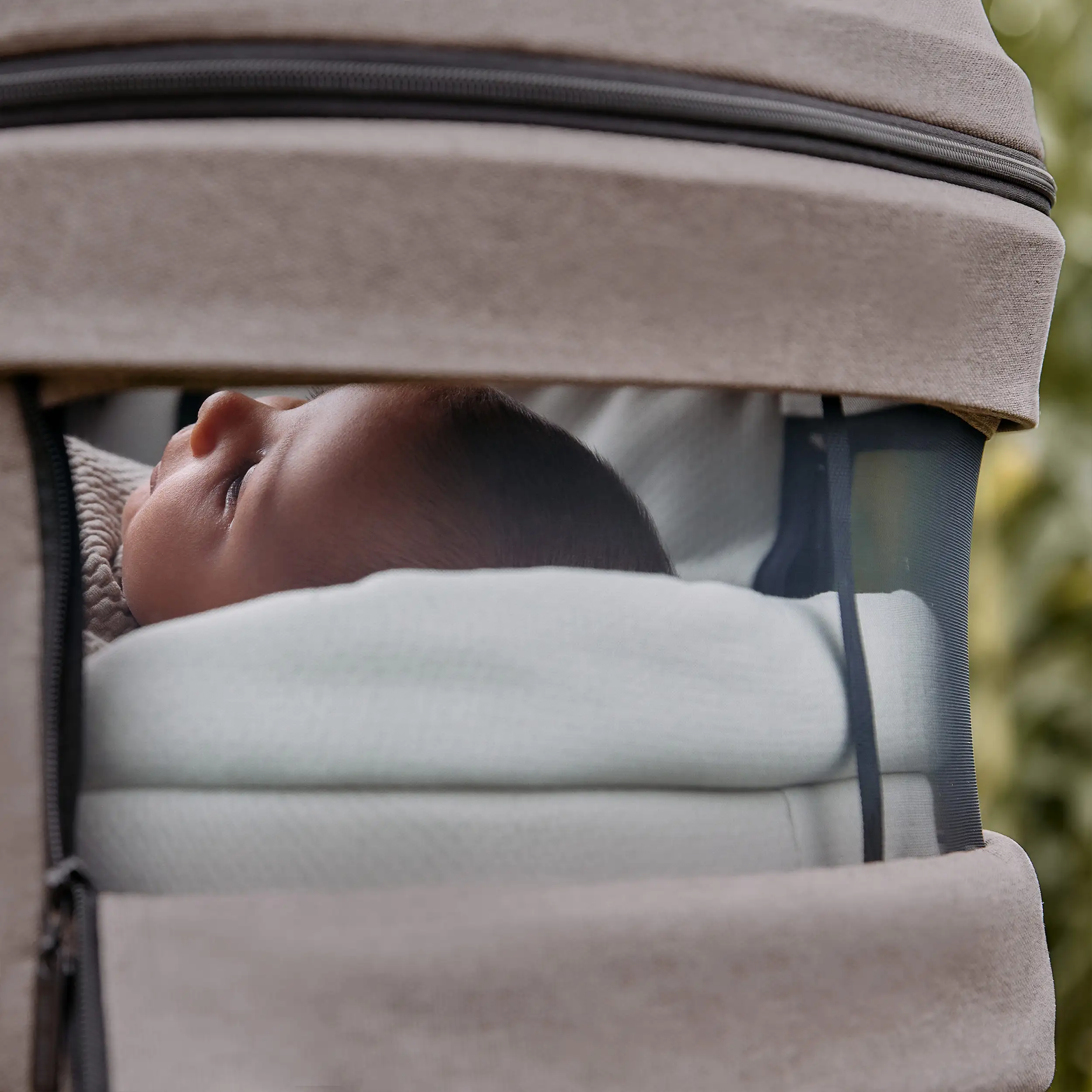 4in1-Kinderwagen-Set Salsa 5 Air inkl. Babyschale Calla mit Liegefunktion - Nature