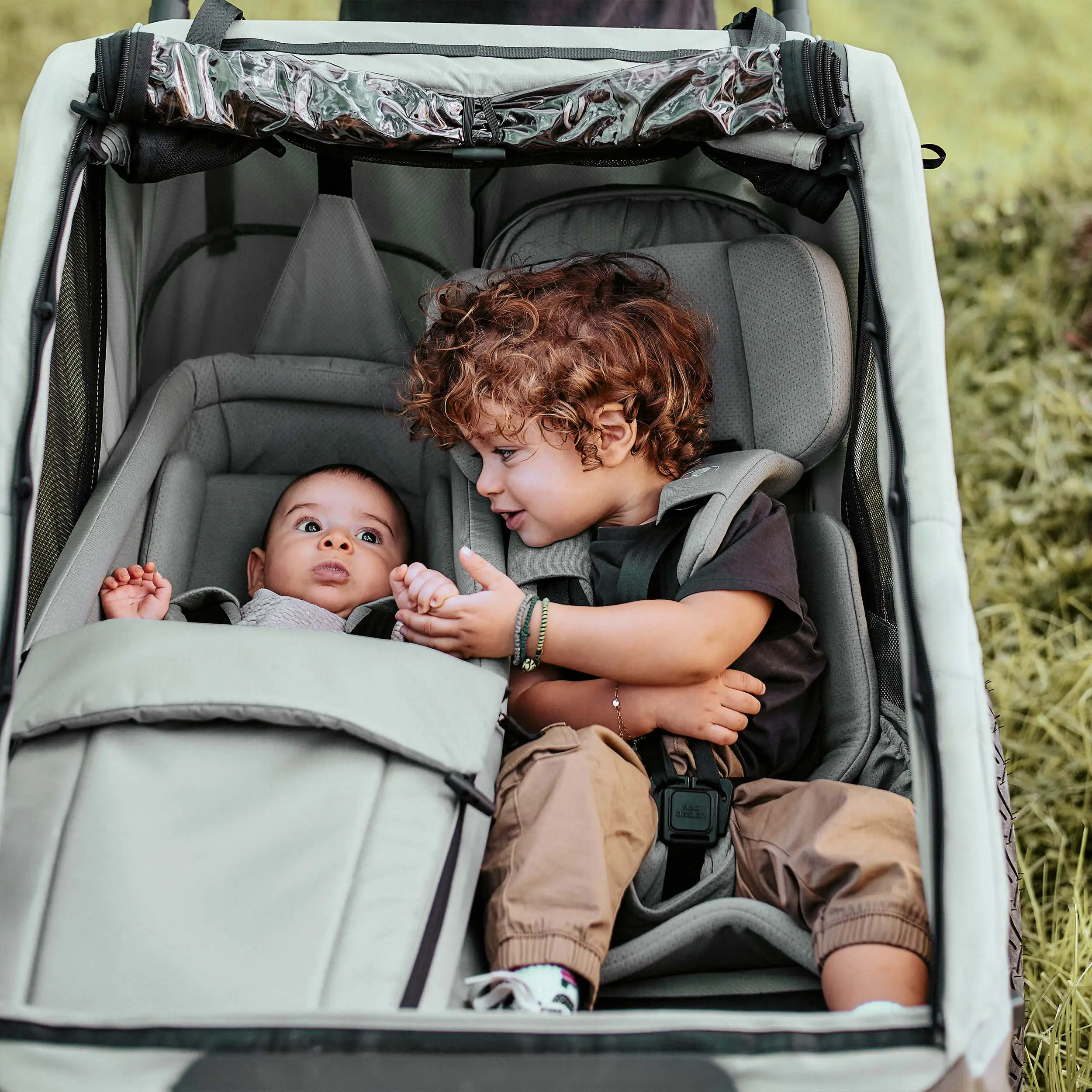 Fahrradanhänger Tour 2 mit 2 Komfortsitzen & Lufträdern - Olive