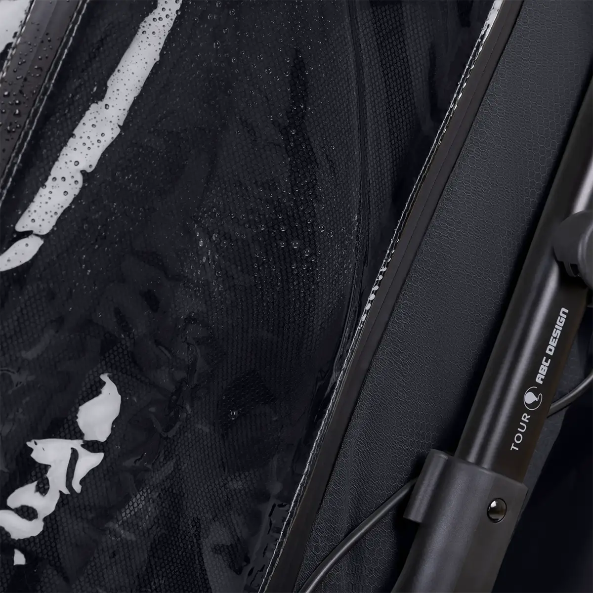 Robuster Kinderwagen für jedes Terrain