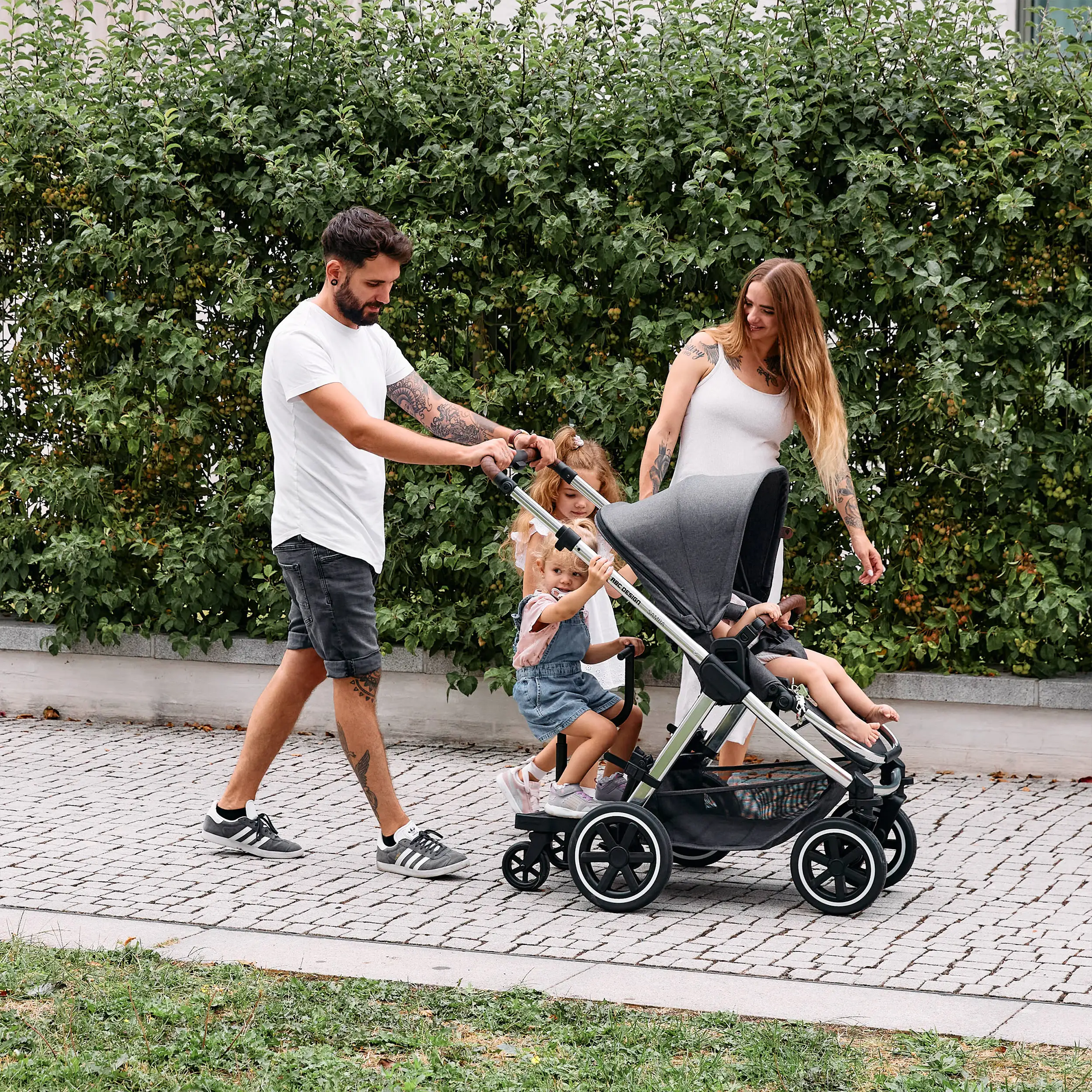 Trittbrett Kiddie Ride On 2 Set inkl. Sitz